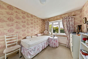 Bedroom- click for photo gallery